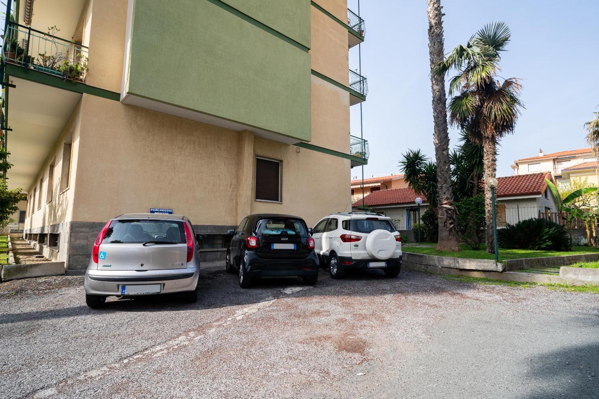 Casa Silvia - Central - Terrace - Wifi Bordighera Exterior foto